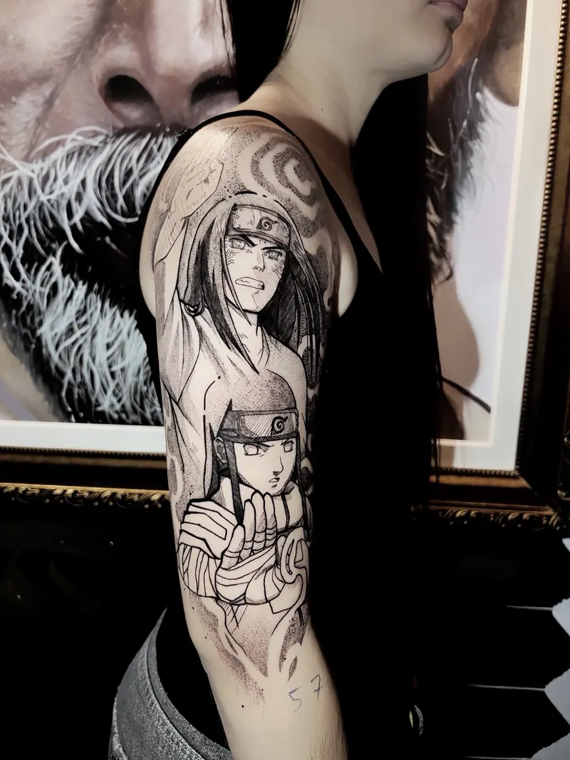 Tatuagem do Neji adulto e do Neji criança (Naruto) em blackwork no braço, uma sessão
