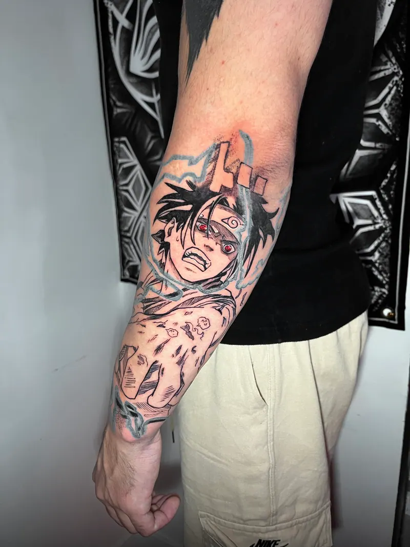 Tatuagem do Sasuke com o Chidori em azul (Naruto), fechamento do antebraço, uma sessão